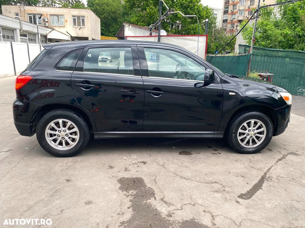 Mitsubishi ASX - 30