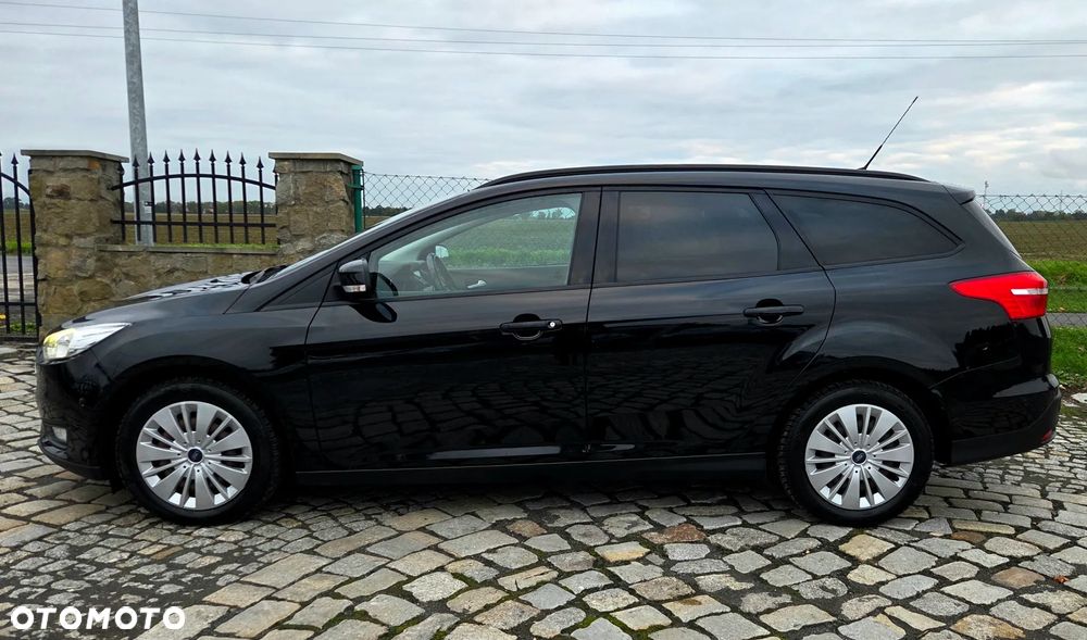 Ford Focus 1.0 EcoBoost Titanium Business - 6