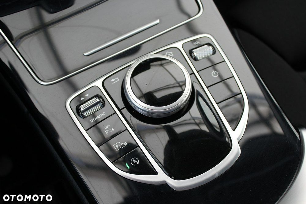 Mercedes-Benz Klasa C 200 d T 9G-TRONIC Exclusive - 19