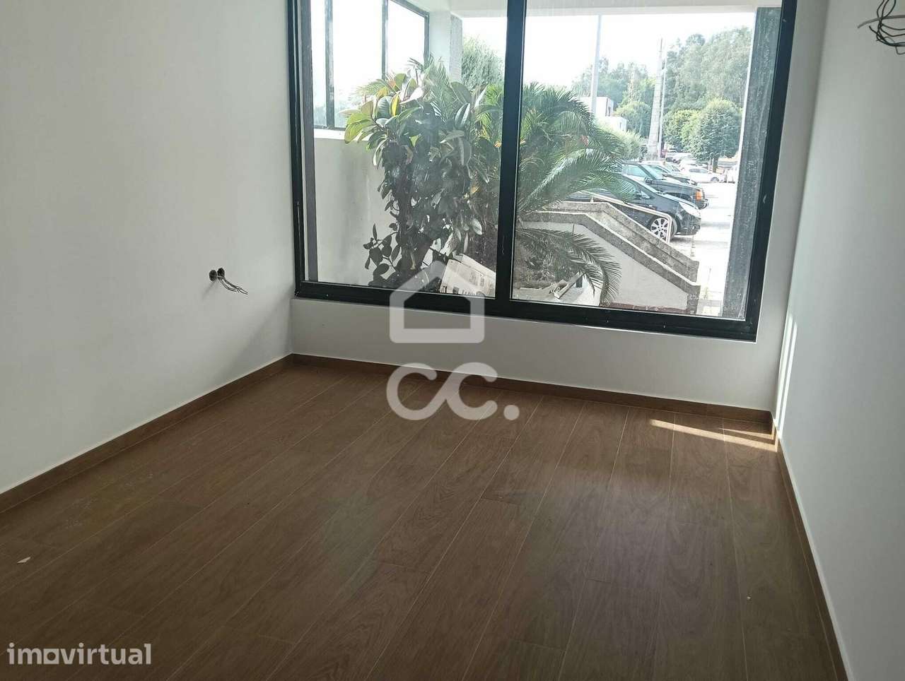 Apartamento T1 em Oliveira São Mateus - Moderno, Equipado e com Estaci - Grande imagem: 3/7