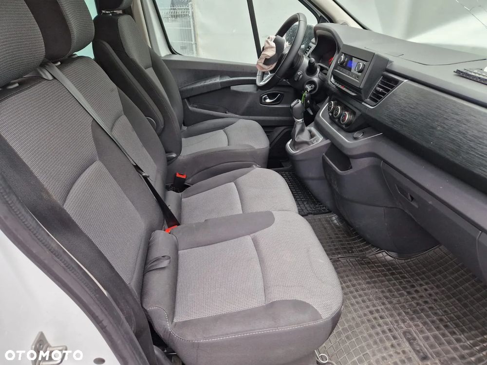 Renault Trafic SpaceClass 2.0 dCi EDC - 18