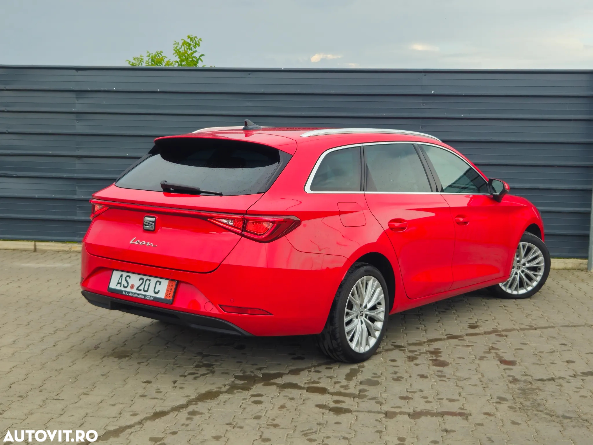 Seat Leon 2.0 TDI DSG Xcellence Plus - 4