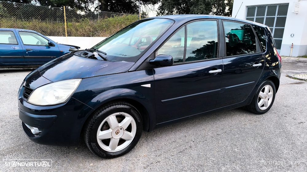 Renault Scénic 1.5 dCi Dynamique S - 1