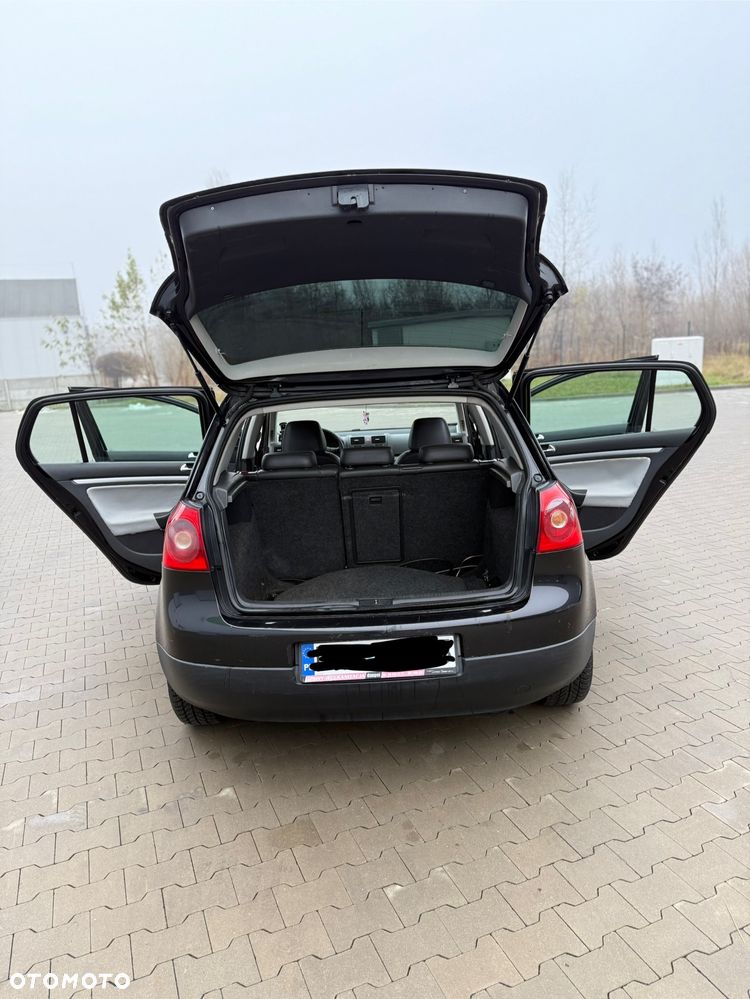 Volkswagen Golf 1.9 TDI Trendline - 11