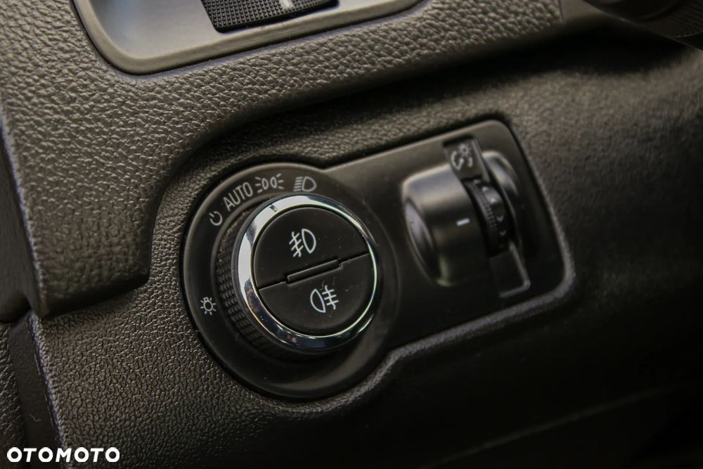 Opel Insignia 2.0 CDTI Automatik Cosmo - 33