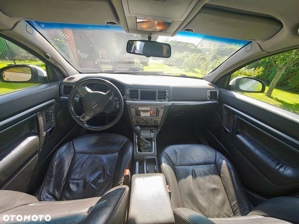 Opel Vectra 1.9 CDTI Cosmo - 11