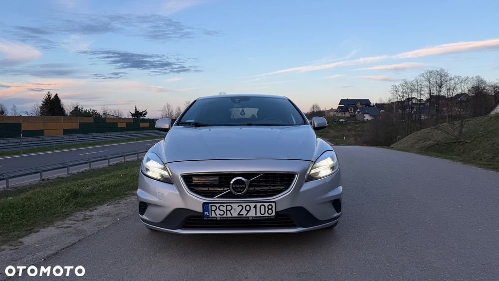 Volvo V40 D4 RDesign - 2