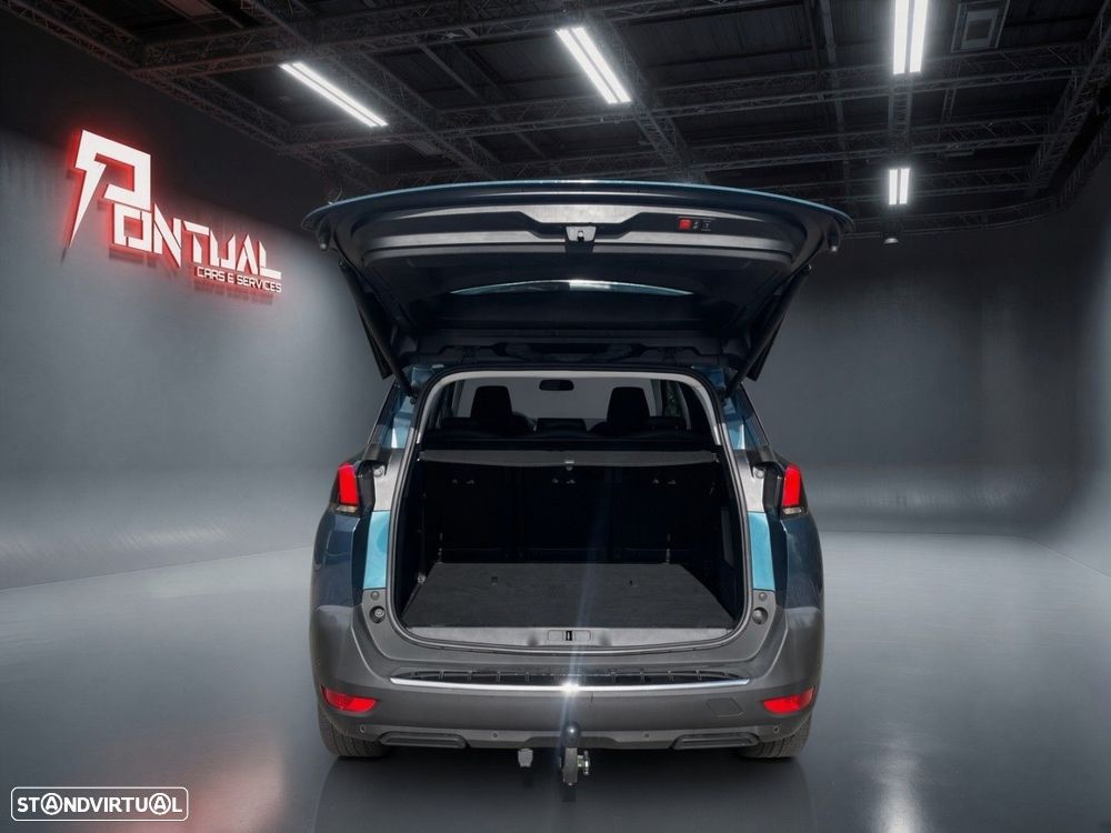 Peugeot 5008 1.5 BlueHDi Allure Pack EAT8 - 7