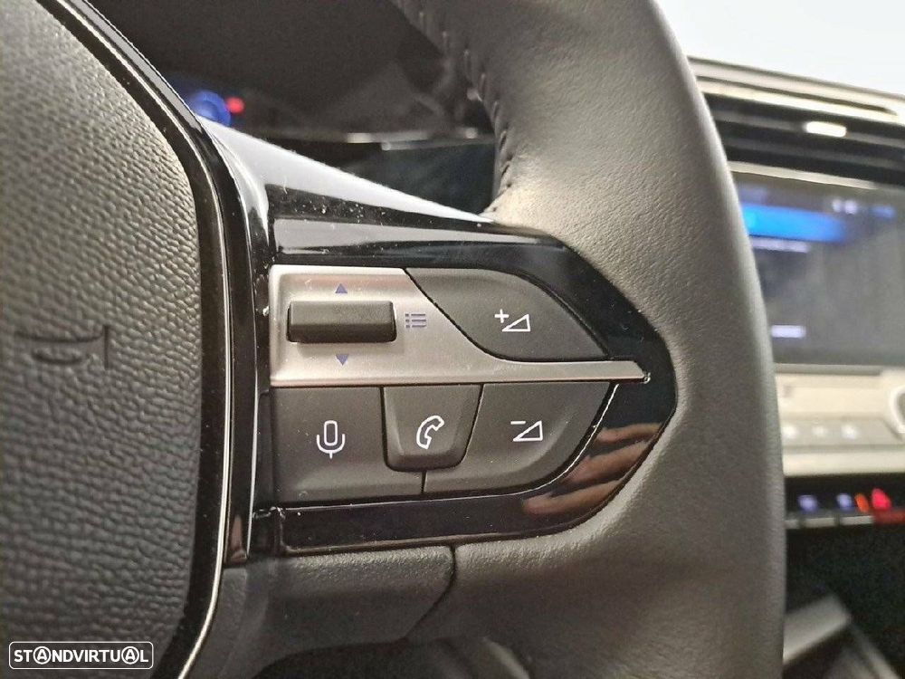 Peugeot 308 1.2 Hybrid Style e-DCS6 - 17