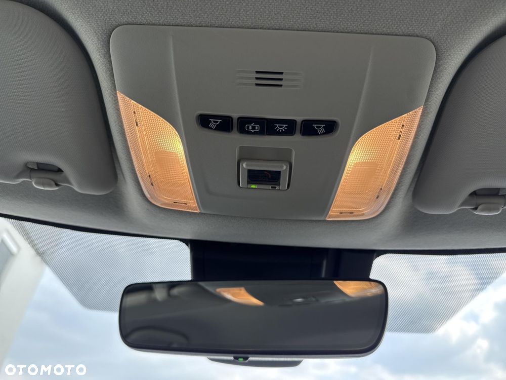 Toyota Corolla 1.6 Comfort - 25