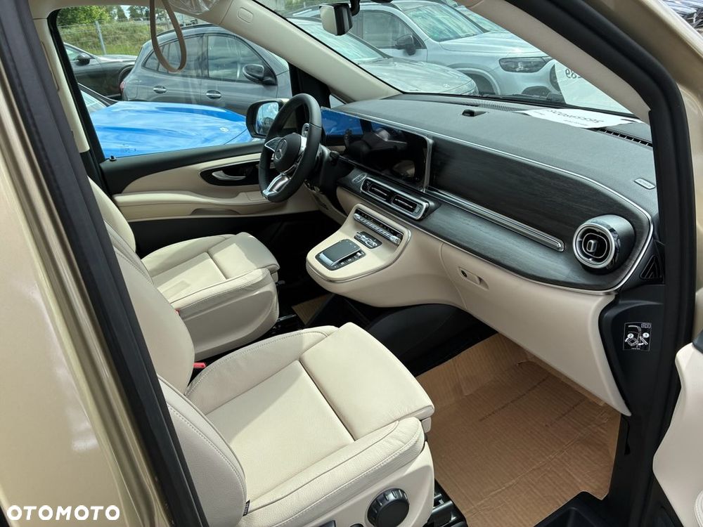 Mercedes-Benz Klasa V 300 d 4-Matic 9G-Tronic Avantgarde (d³ugi) - 15