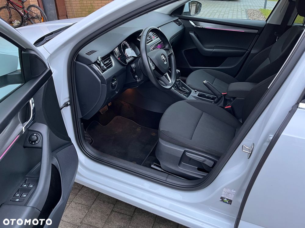 Skoda Octavia 2.0 TSI DSG Style - 5