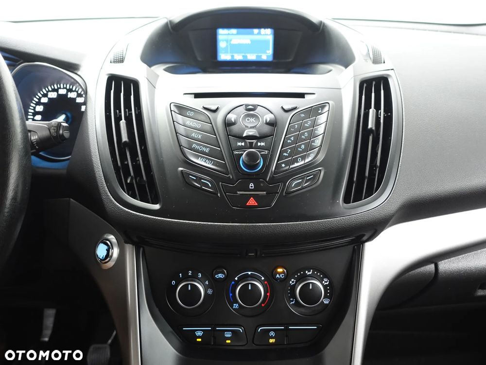Ford Kuga - 33
