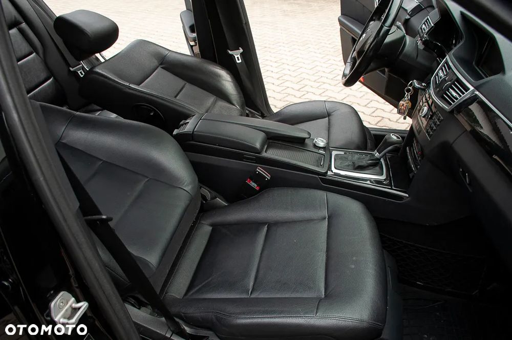 Mercedes-Benz Klasa E 250 CDI DPF BlueEFFICIENCY Automatik Avantgarde - 13