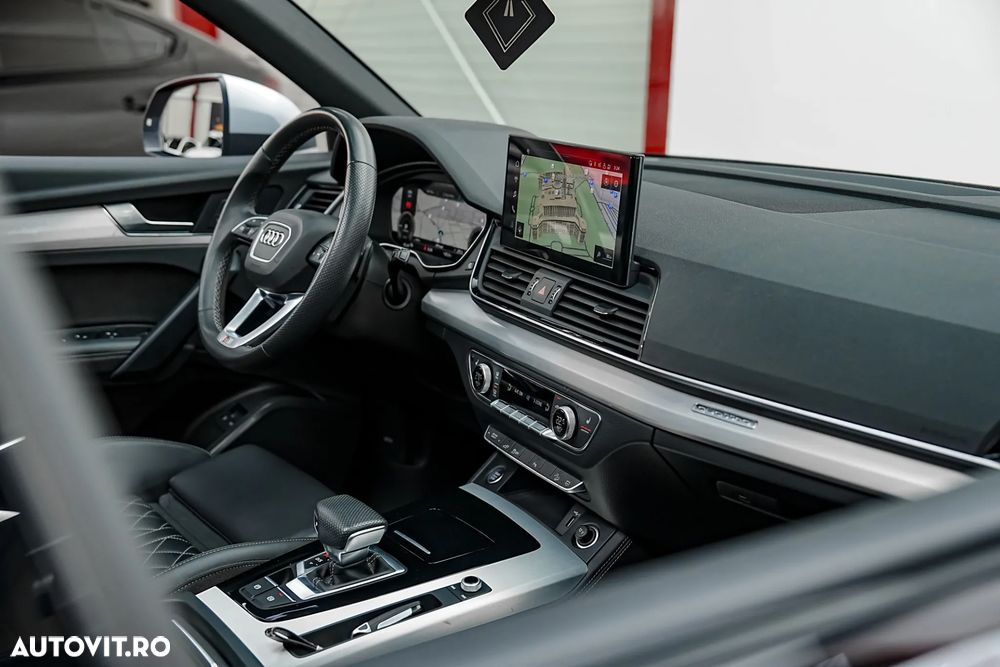 Audi Q5 55 TFSIe quattro S tronic S line - 35