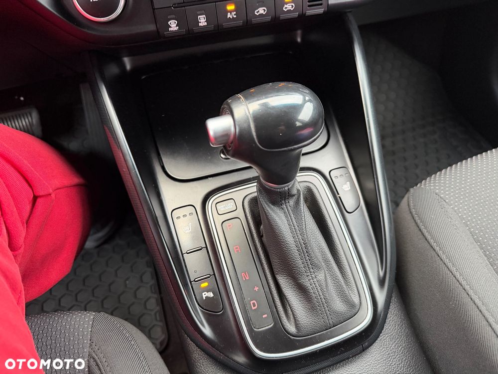 Kia Carens 2015