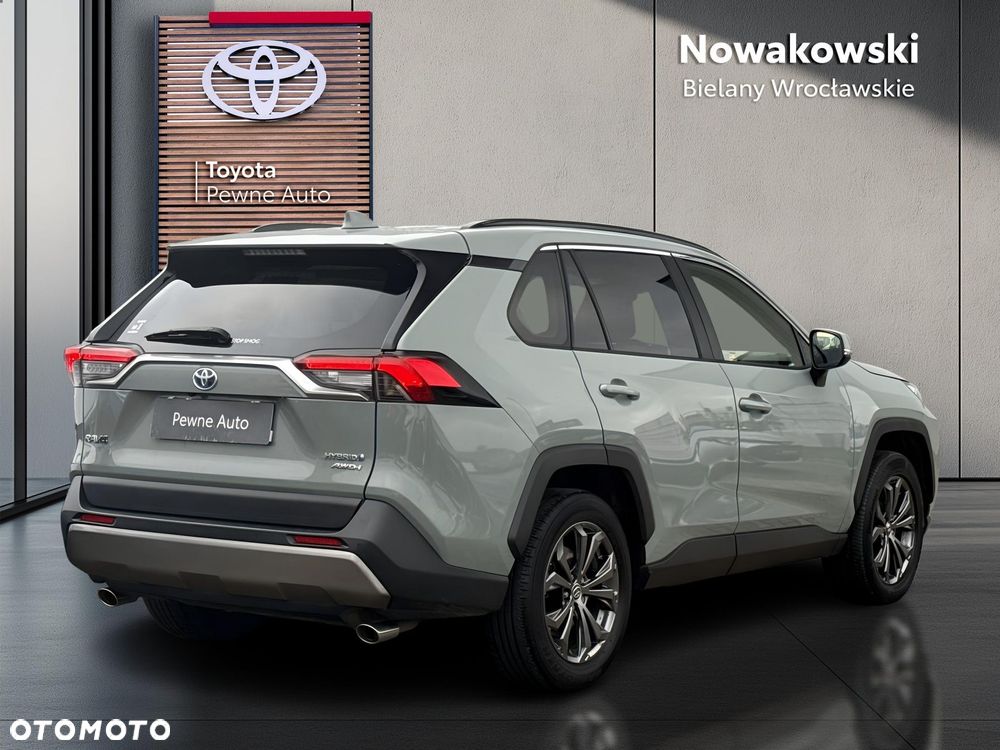 Toyota RAV4 - 28