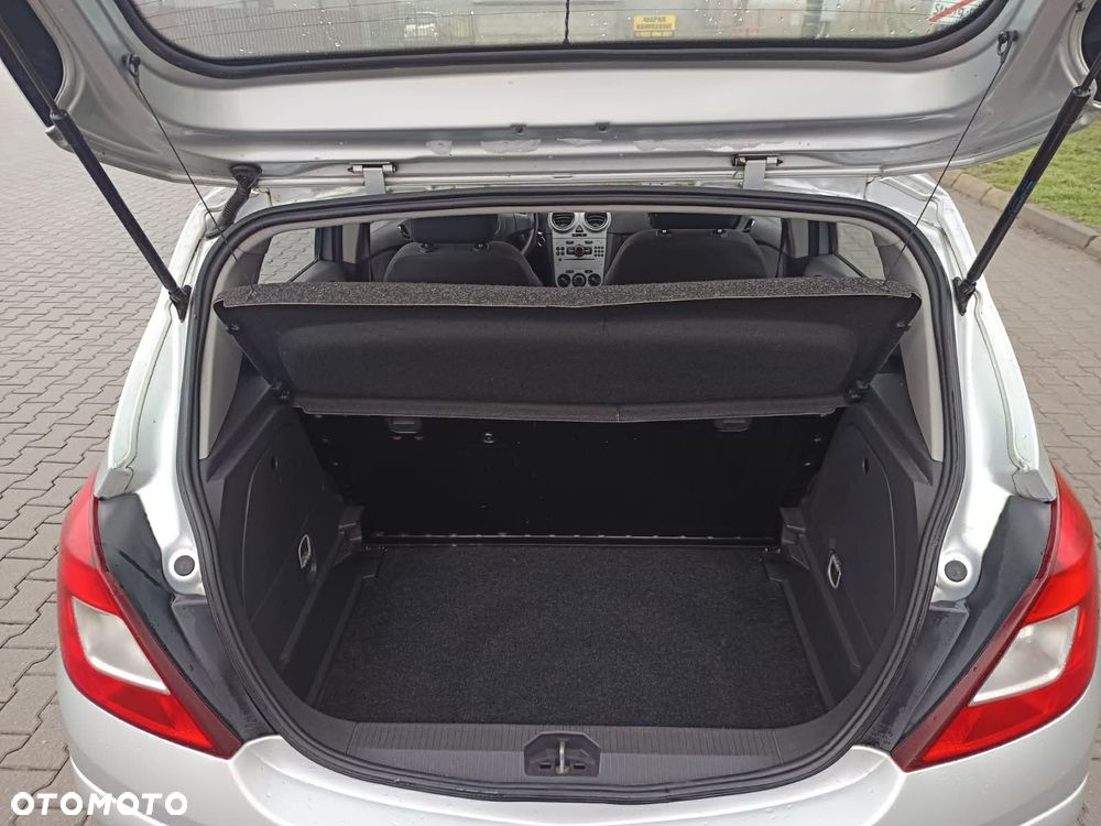 Opel Corsa - 17