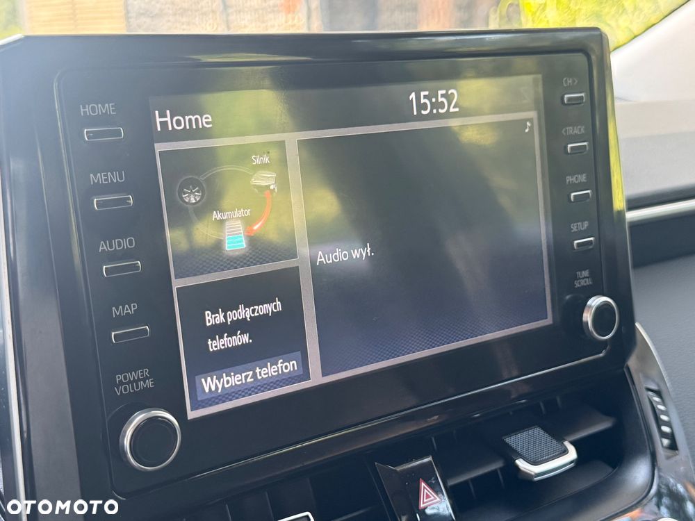 Toyota Corolla 1.8 Hybrid Comfort - 22