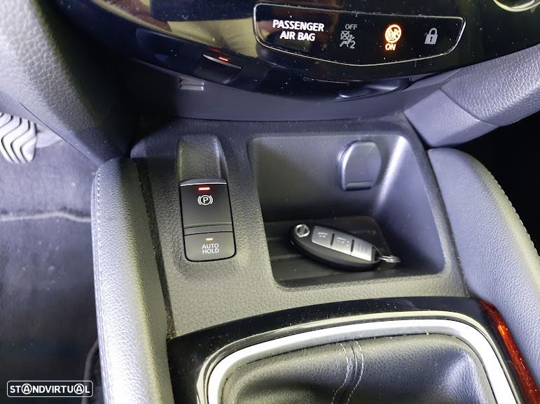 Nissan Qashqai 1.5 dCi N-Connecta - 26