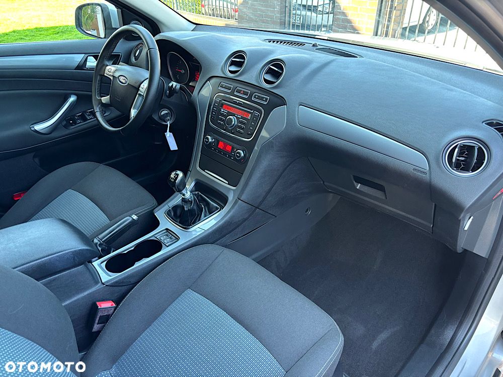 Ford Mondeo 2.0 TDCi Titanium - 20