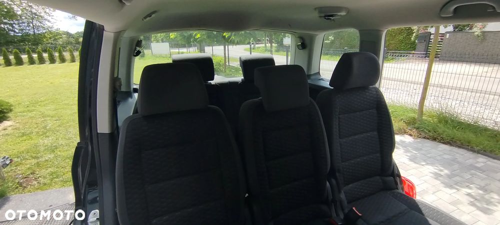 Volkswagen Touran 1.9 TDI Conceptline - 37