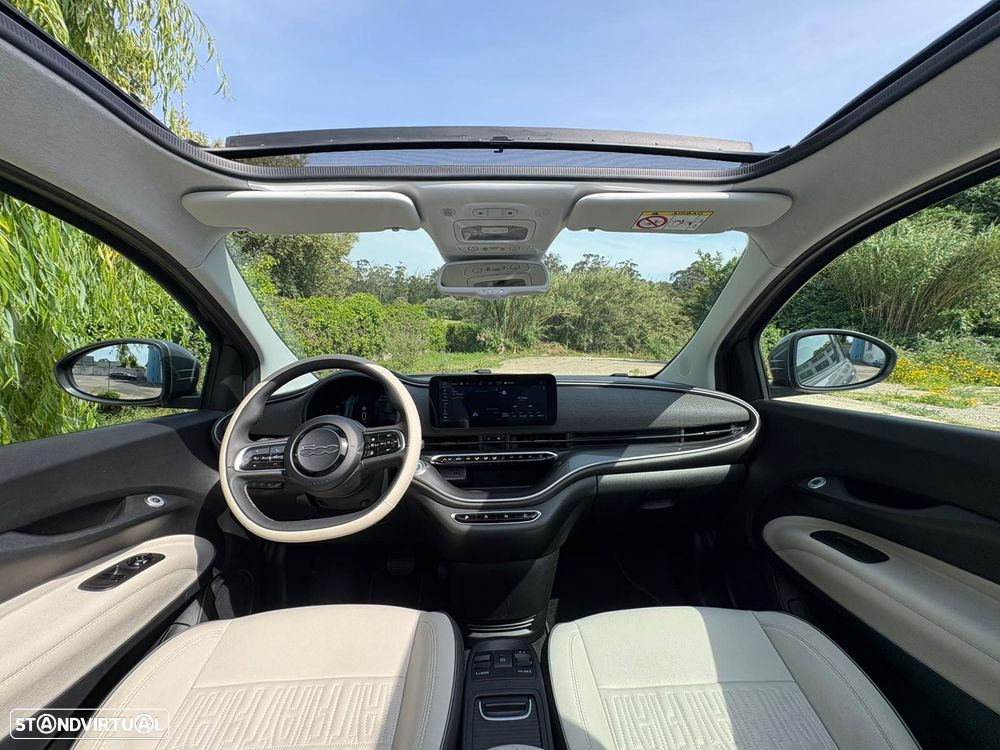 Fiat 500e La Prima - 32