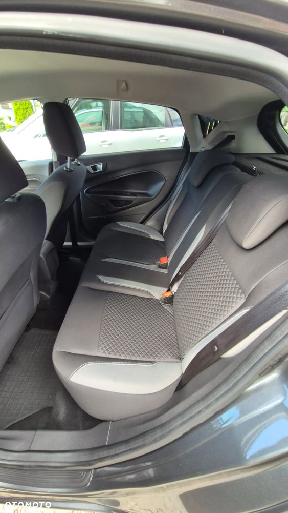 Ford Fiesta 1.5 TDCi Titanium - 13