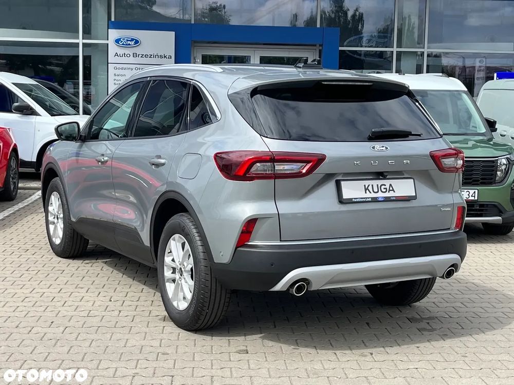 Ford Kuga 2.5 FHEV FWD Titanium eCVT - 11