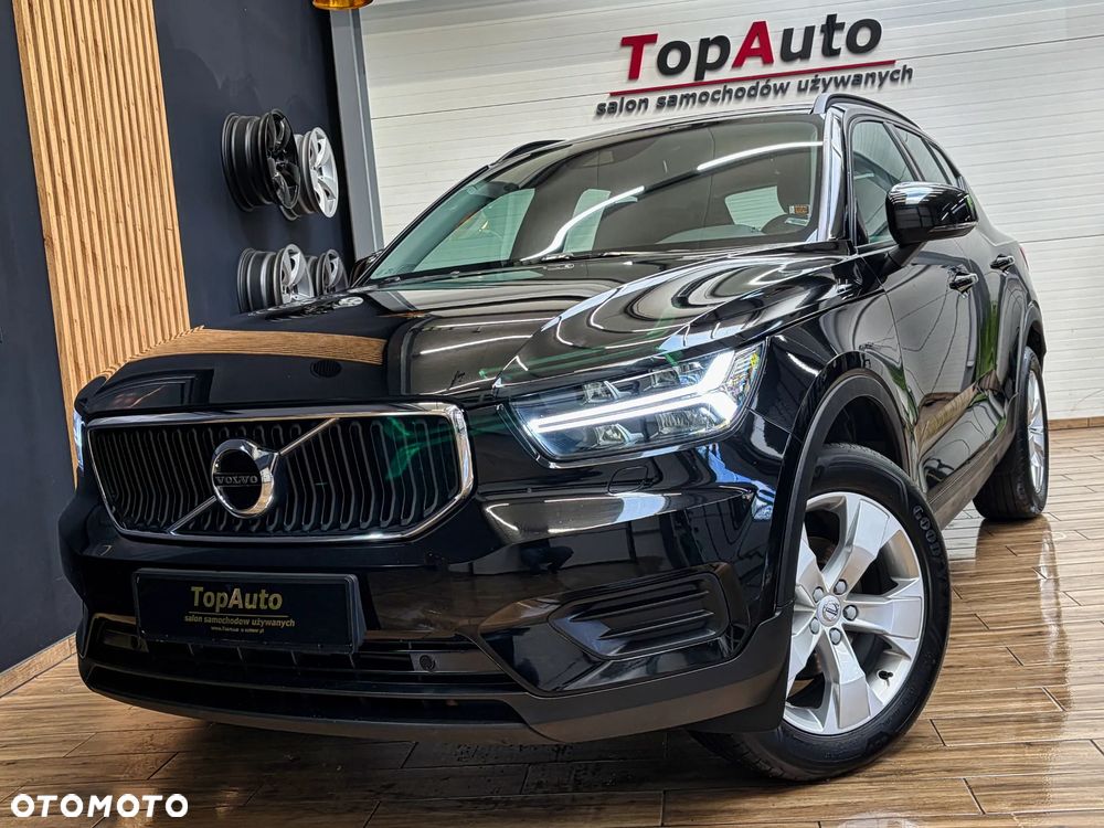 Volvo XC 40 T3 Momentum - 1