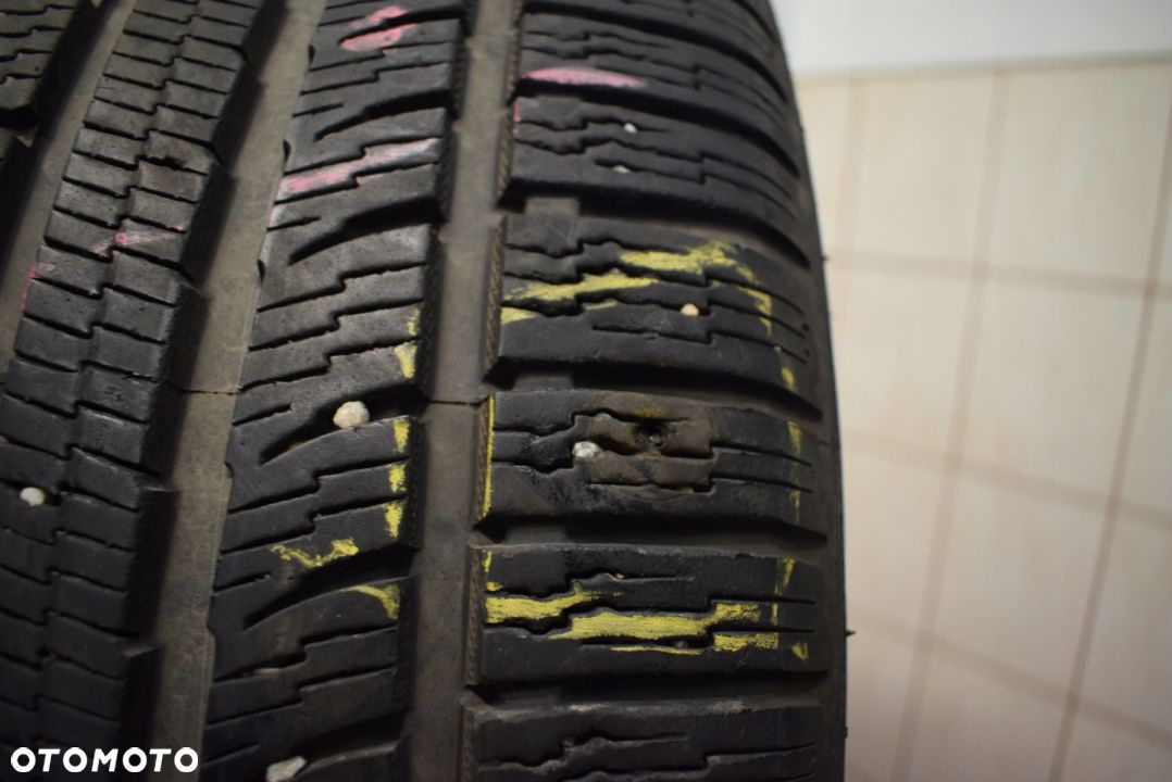 R19 255/40 100V Nokian WR A3 - 9