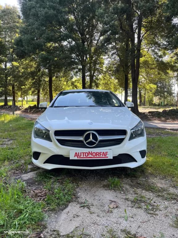 Mercedes-Benz CLA 200 - 2