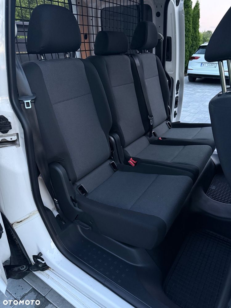 Volkswagen Caddy 2.0 TDI Comfortline - 24