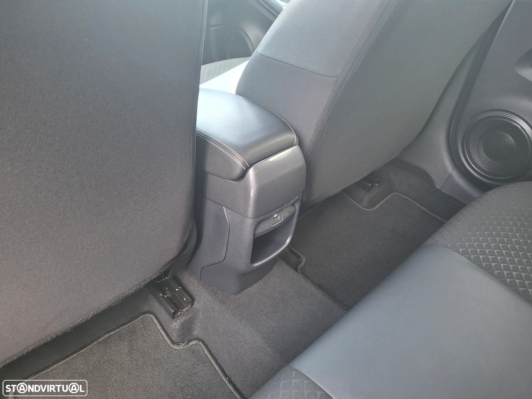 Nissan Juke 1.0 DIG-T N-Connecta NAV. - 10