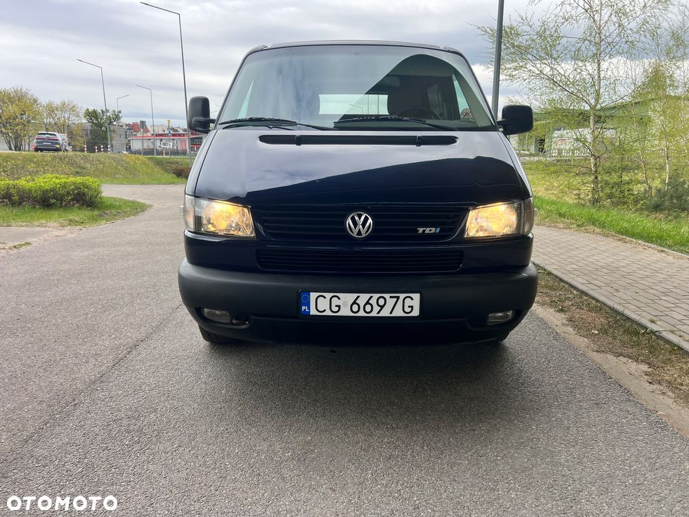 Volkswagen Transporter - 2