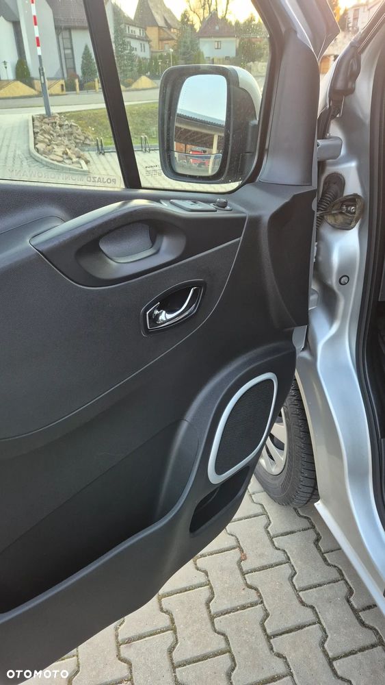 Opel Vivaro L2H1 2,9t Edition - 17