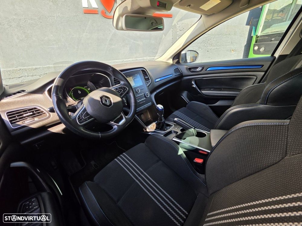 Renault Mégane Sport Tourer 1.5 dCi GT Line SS - 10