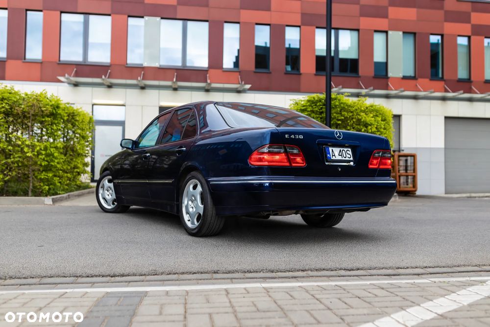 Mercedes-Benz Klasa E - 8