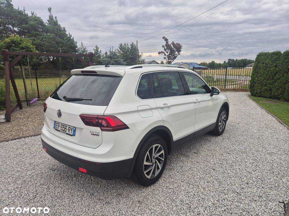 Volkswagen Tiguan 2.0 TDI SCR 4MOTION (BlueMotion Techn.) DSG Sound - 10