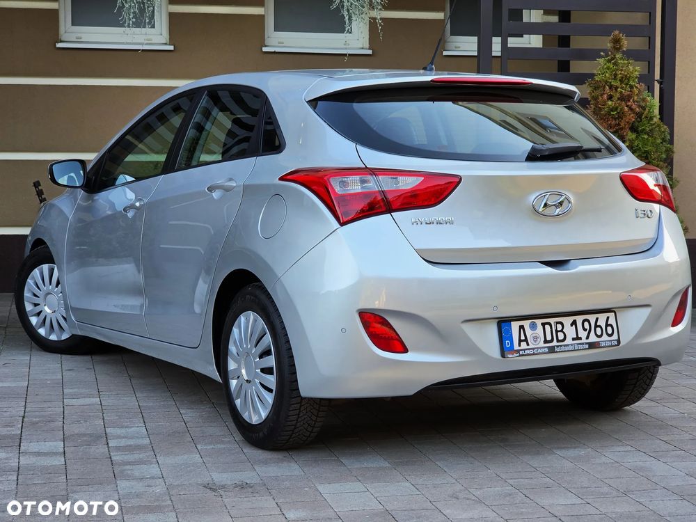 Hyundai i30 1.4 Comfort - 26