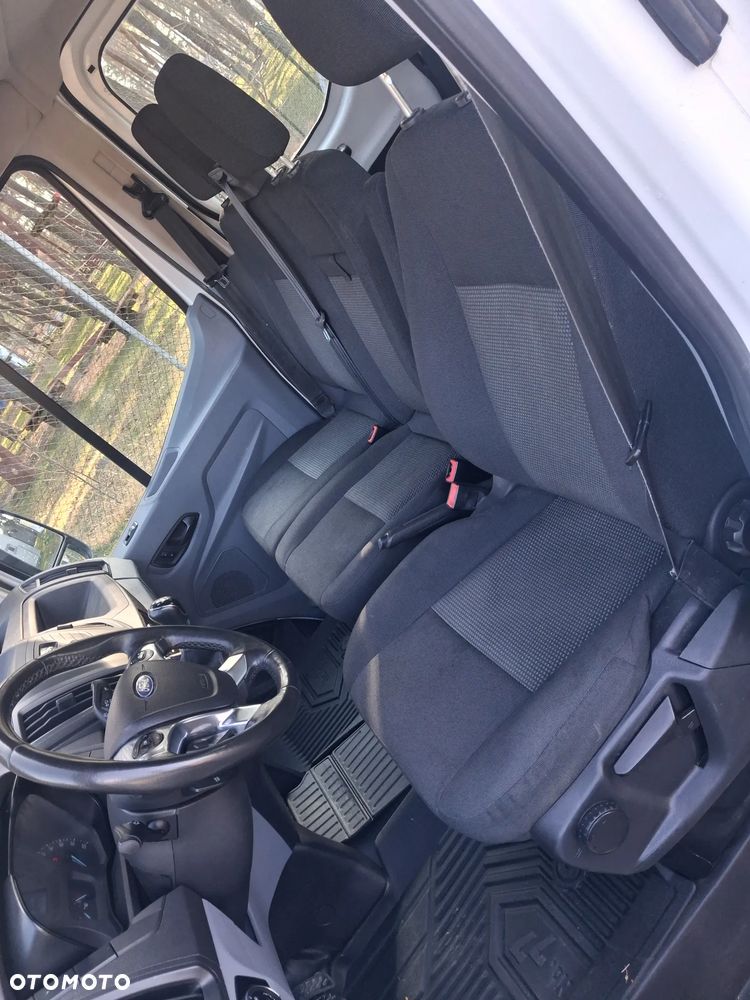 Ford TRANSIT DOKA 155KM 7 osób i paka 287cm - 11