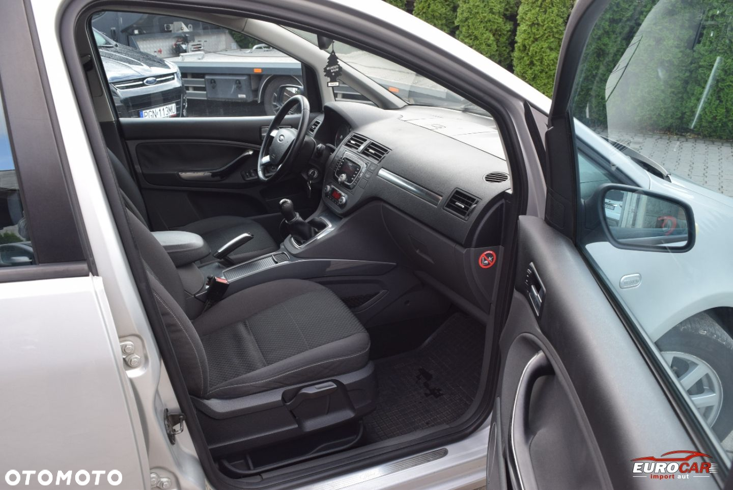 Ford C-MAX - 11