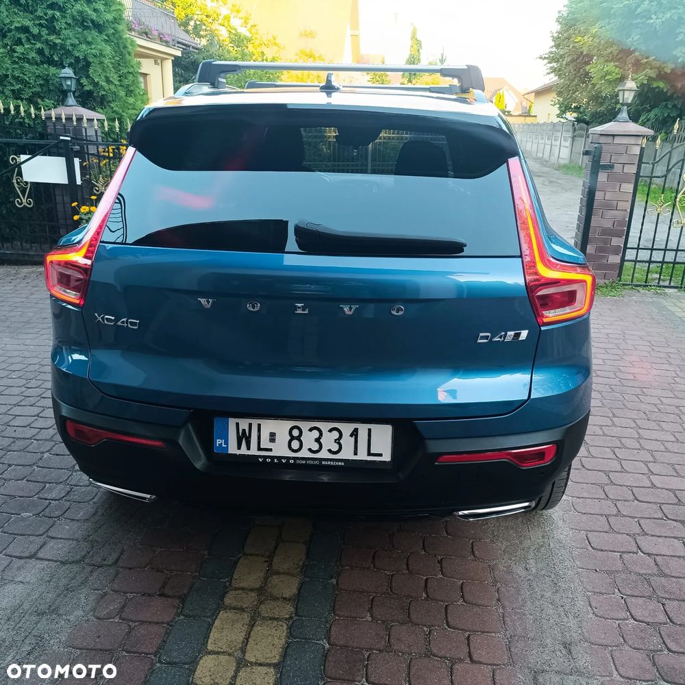 Volvo XC 40 D4 AWD R-Design - 7