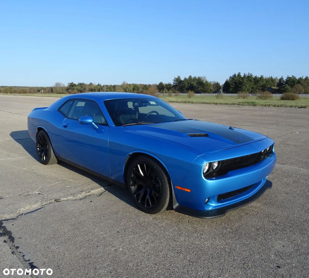 Dodge Challenger - 3