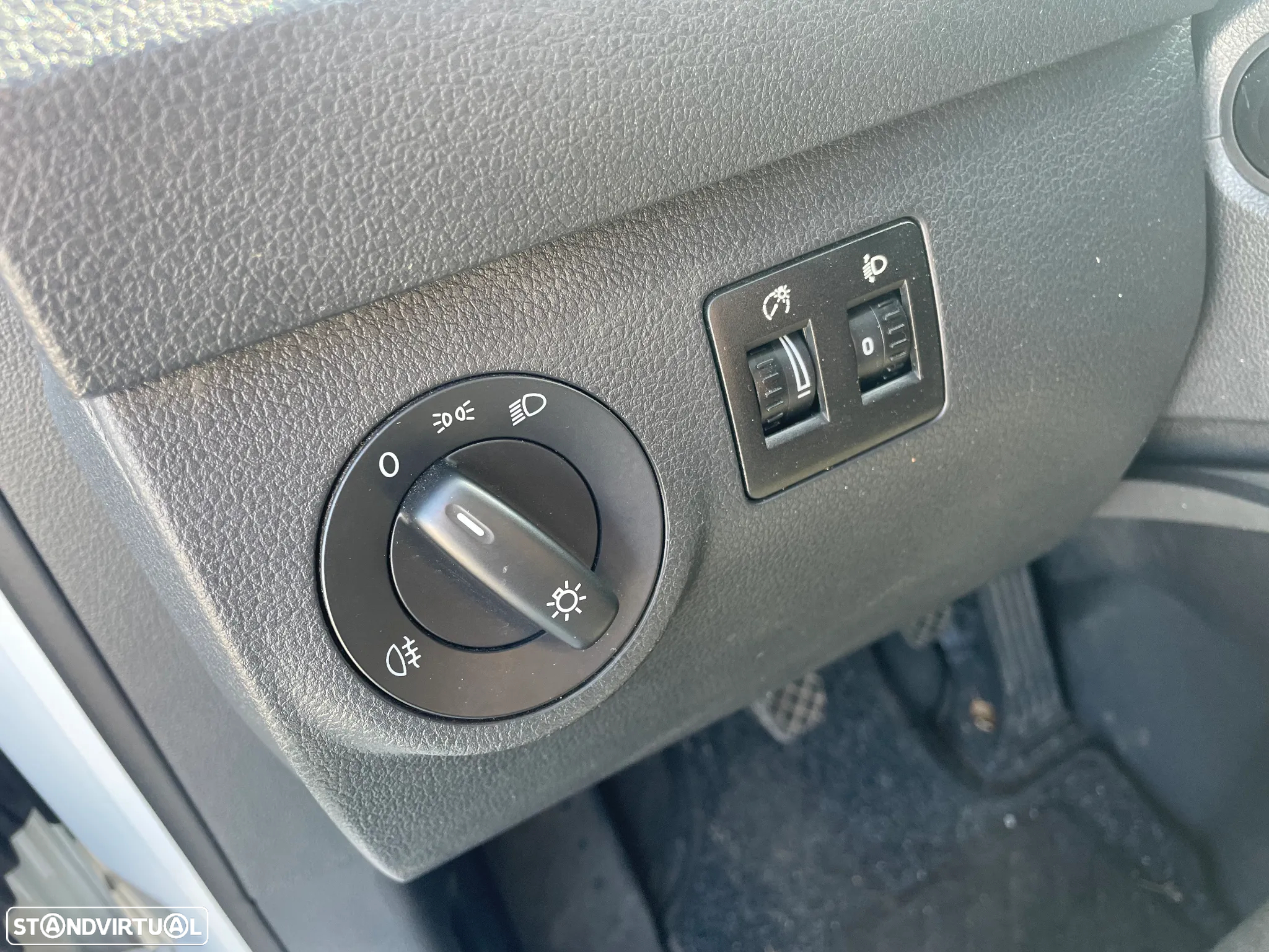 VW Caddy Maxi 2.0 TDI - 11