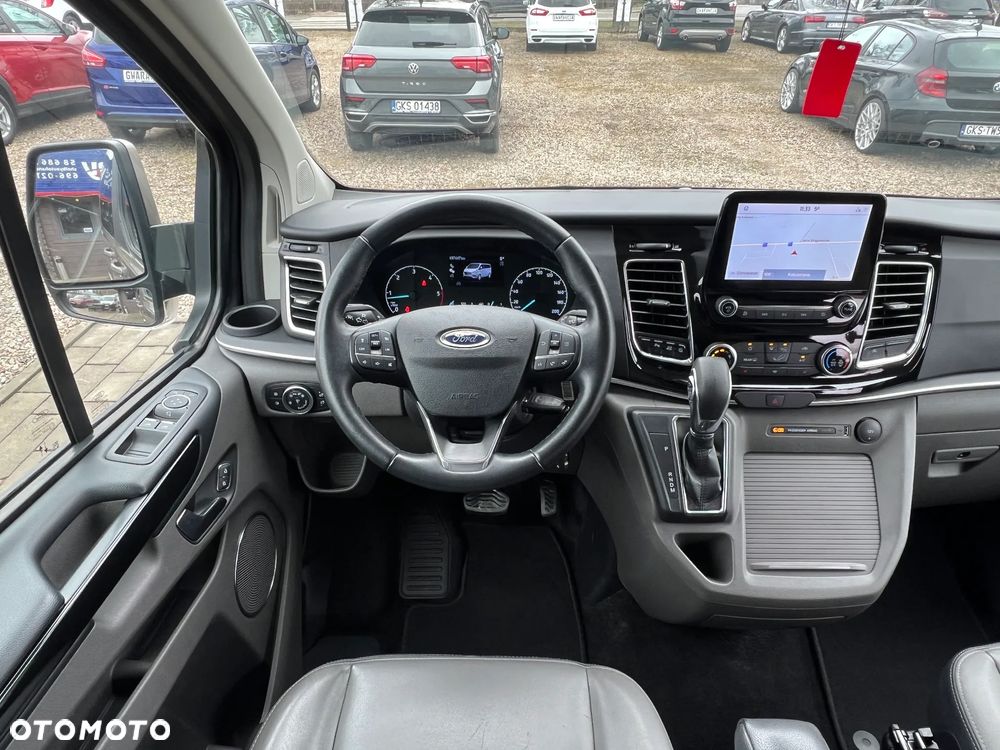 Ford Tourneo Custom 320 L1H1 VA Autm Titanium X - 17