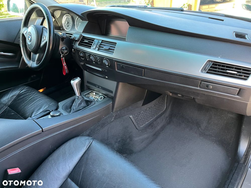 BMW Seria 5 - 16