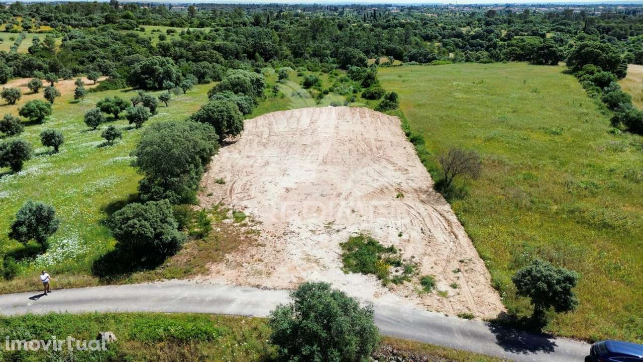 Terreno rústico, localizado em Marujo - Bugalhos /Alcanena - Grande imagem: 4/22