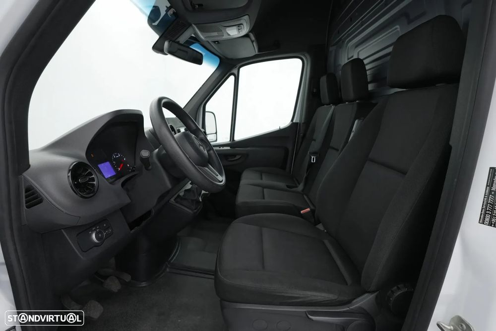 Mercedes-Benz Sprinter 315/37 - 12