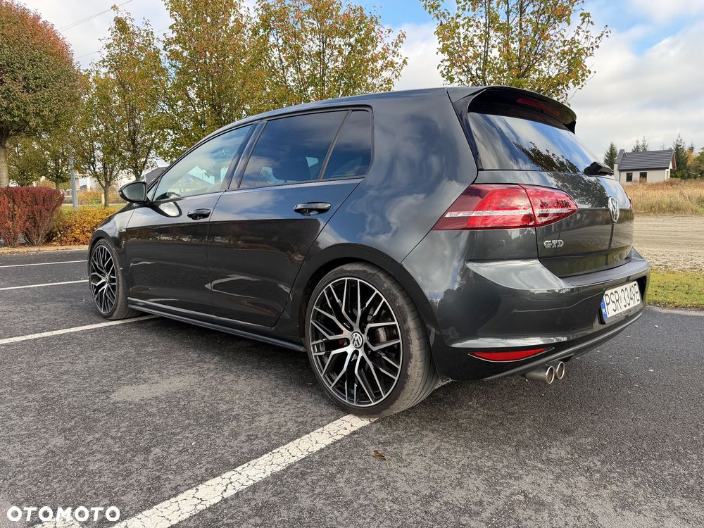 Volkswagen Golf 2.0 TDI BMT GTD DSG - 8